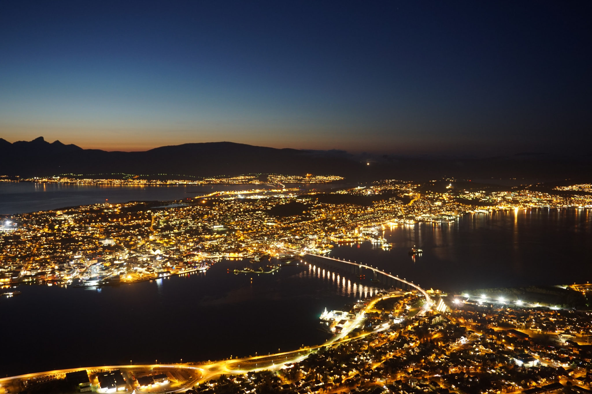 The sun has set over Autumn Tromsø © Knut Hansvold