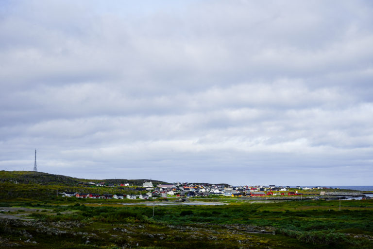 Berlevåg sett fra øst © Katelin Pell