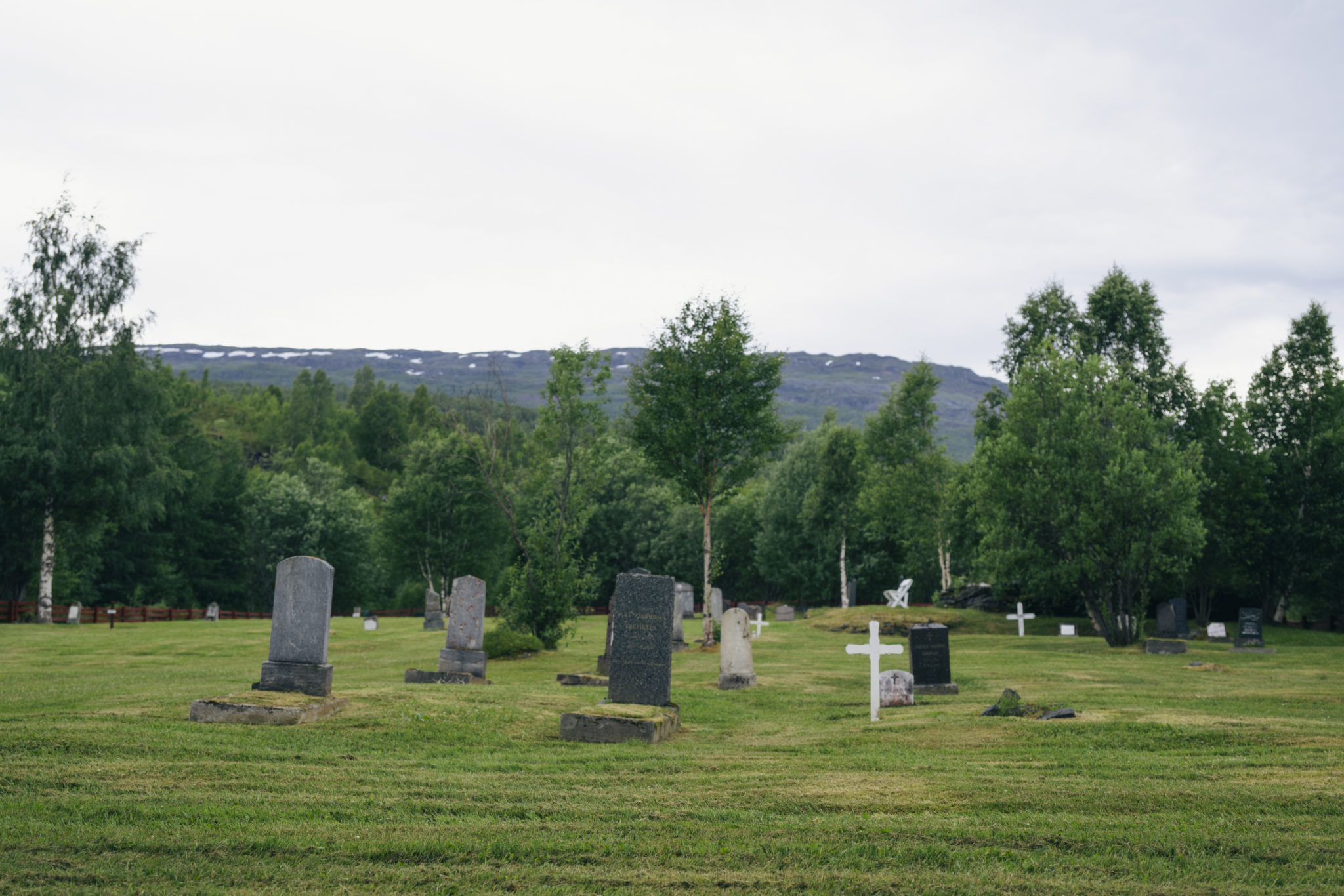 Den gamle kirkegården i Sulitjelma. © Marie Nystad Helgesen Nordnorsk Reiseliv