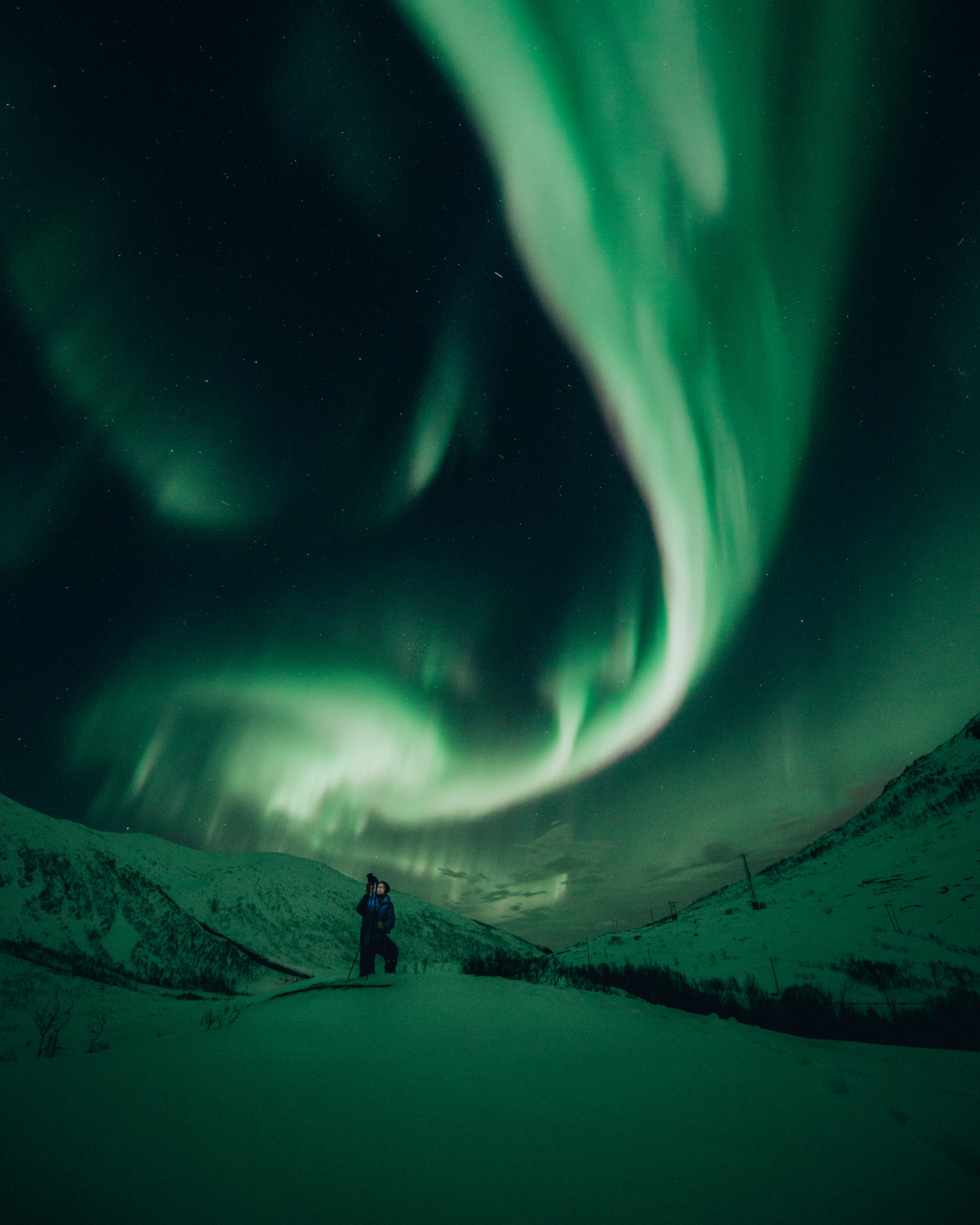 Glitzy nightlife over Senja, near Mefjordbotn © Steffen Fossbakk