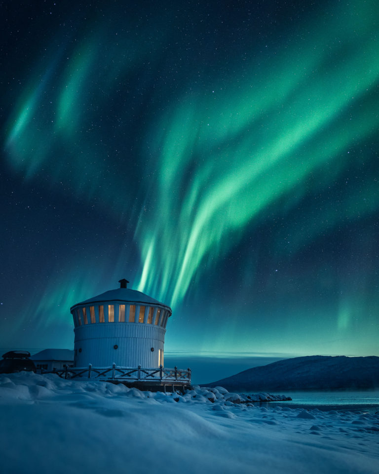 Nocturnal observation post at Tranøybotn, Southern Senja © Norwegian Wild