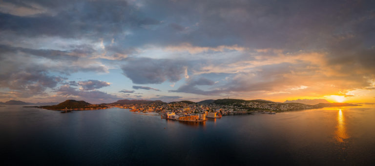 Sommernatt i Harstad © Øivind Arvola / Harstad kommune 