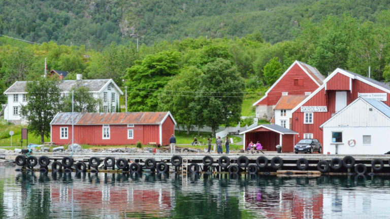 Kveitmuseet - The Halibut Museum - is found in picturesque, historic surroundings in Skrolsvik. The museum at the right, and the white house behind it (you see but a corner of it) is the Old Shop © Dag Arild Larsen / MIdt-Troms museum