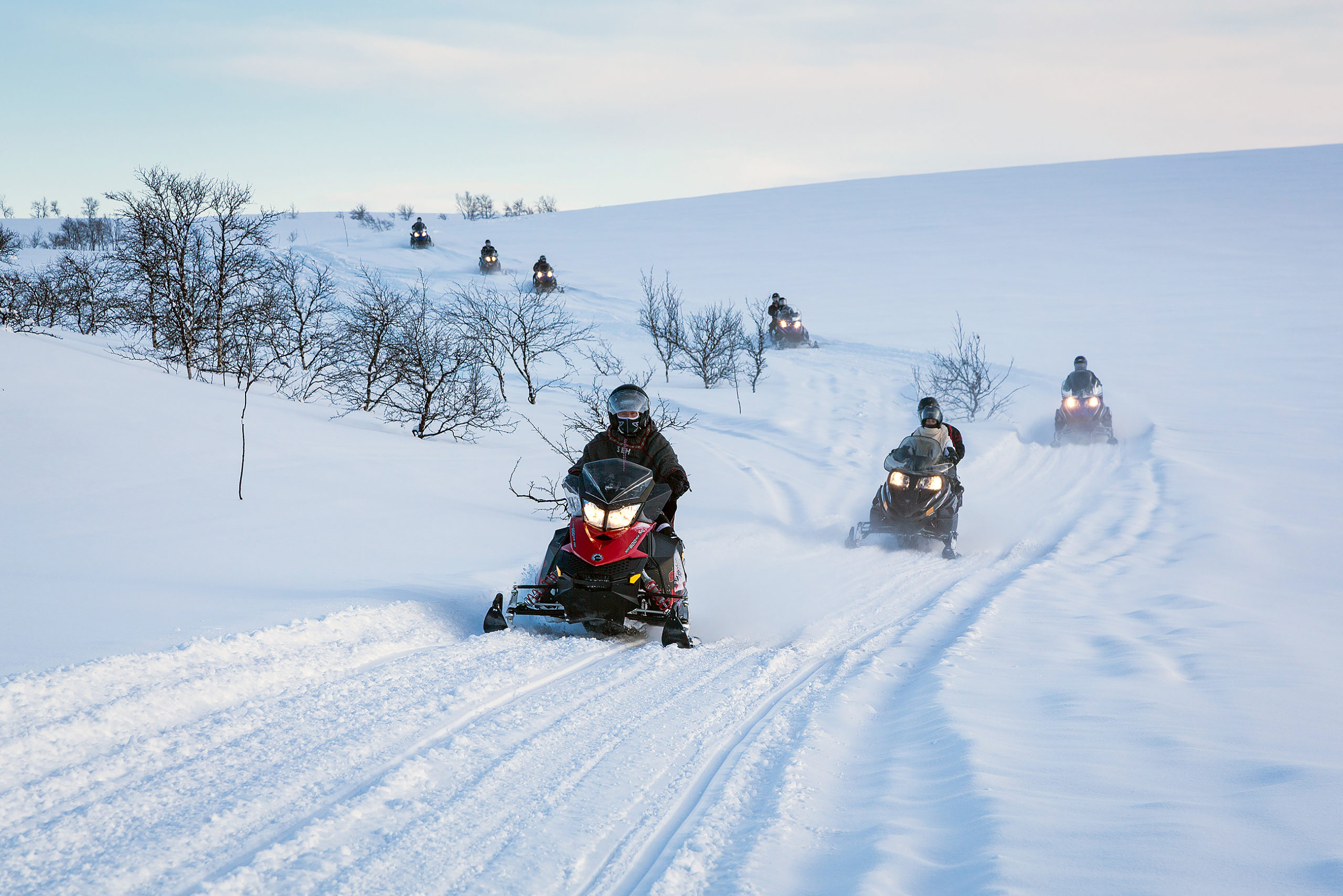 Konrad Konieczny snøscooter snowmobile safari winter alta